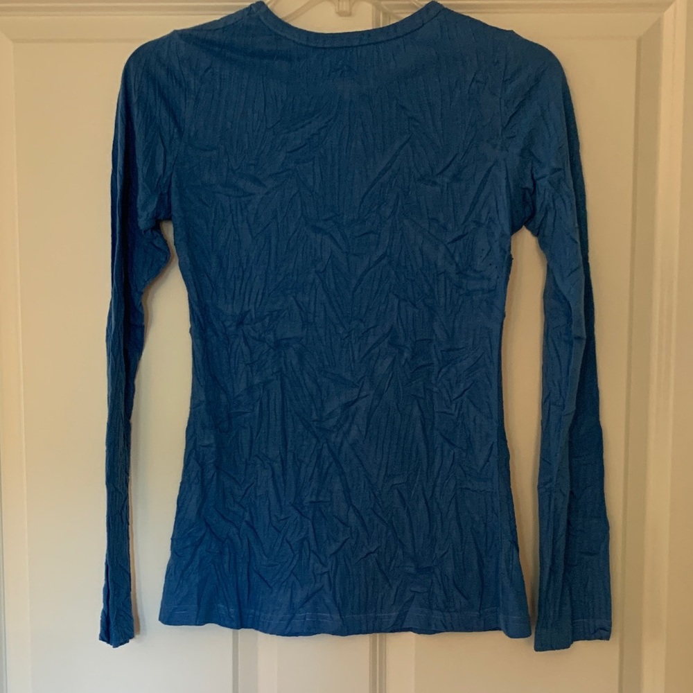 Stretchy Blue Long Sleeve Graphic Tee - Picture 6 of 7